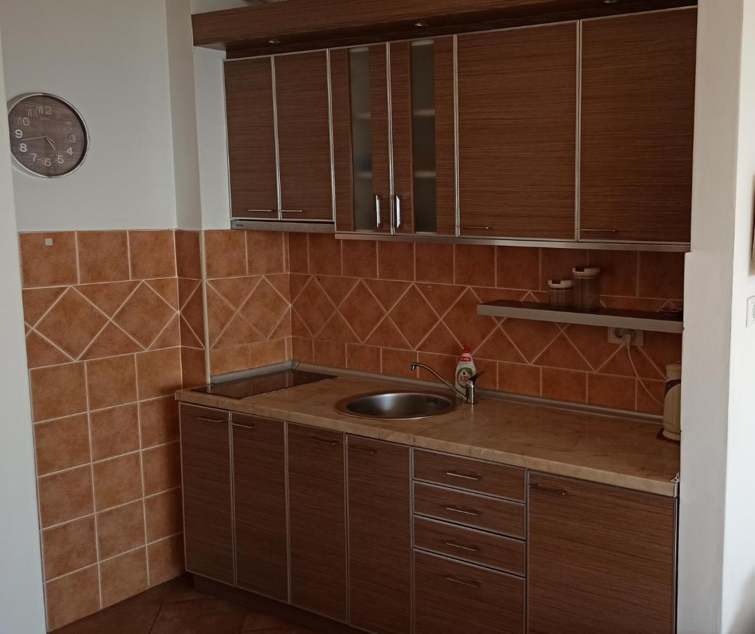 Rakocevic Apartments Петровац Экстерьер фото