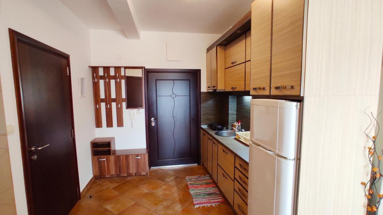 Rakocevic Apartments Петровац Экстерьер фото